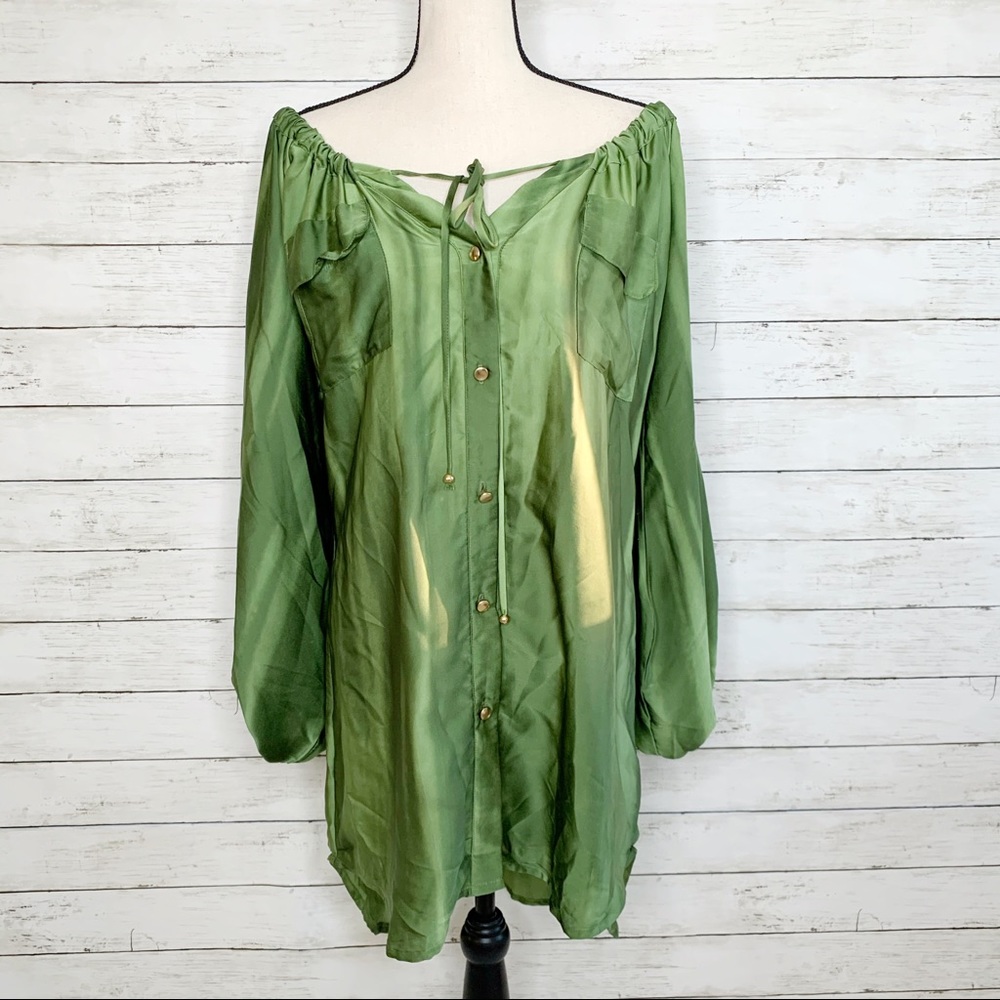 Ramona La Rue | Satin Green Off The Shoulder